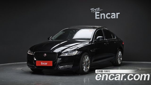 Jaguar XF X260 20d Prestige AWD - фото 0