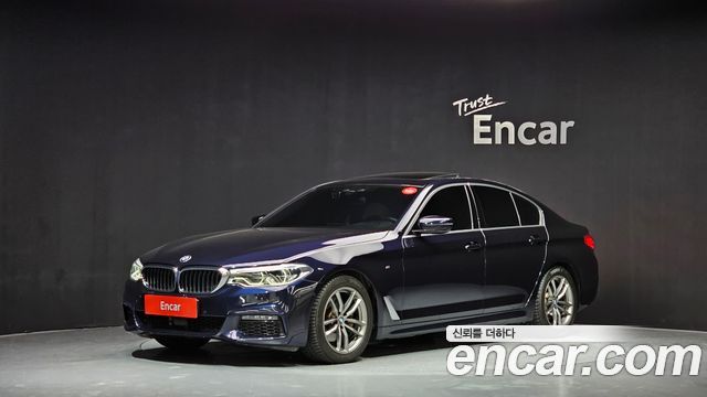 BMW 5-Series G30 520i M Sport - фото 0