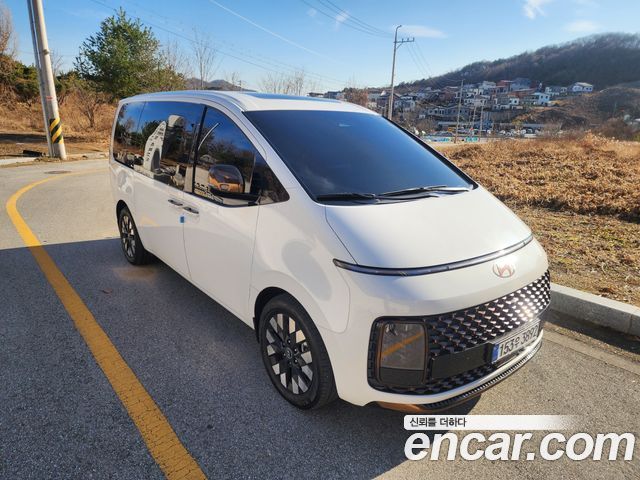 Hyundai Staria 4WD Lounge 9-Seater Inspiration - фото 0