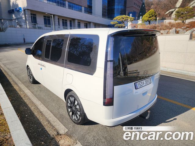 Hyundai Staria 4WD Lounge 9-Seater Inspiration - фото 3