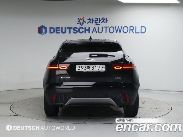 Jaguar E-PACE D180 SE - фото 3