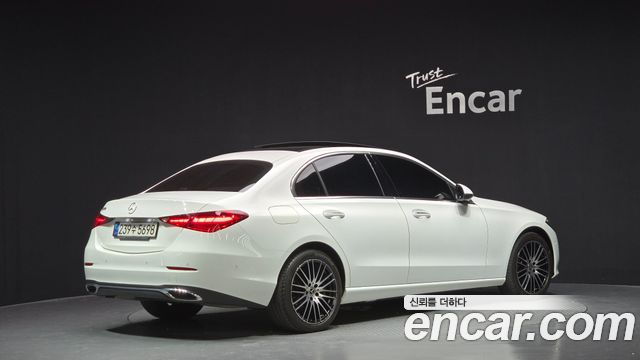 Mercedes-Benz C-Class W206 C200 Avantgarde - фото 1