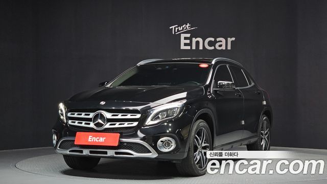 Mercedes-Benz GLA-Class X156 GLA220 - фото 0