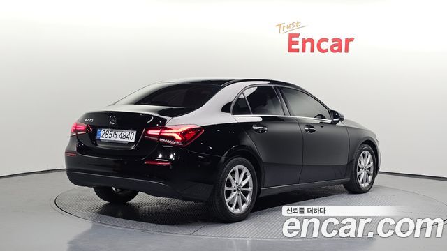 Mercedes-Benz A-Class W177 A220 Sedan - фото 1