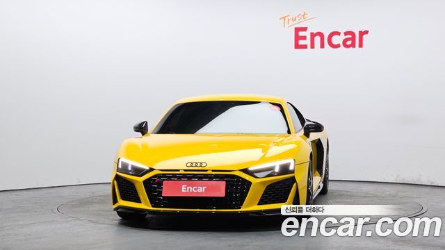 Audi R8 5.2 V10 Performance Coupe - фото 2