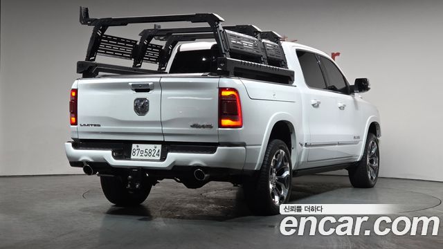 Dodge Ram Pick Up 5.7 - фото 1
