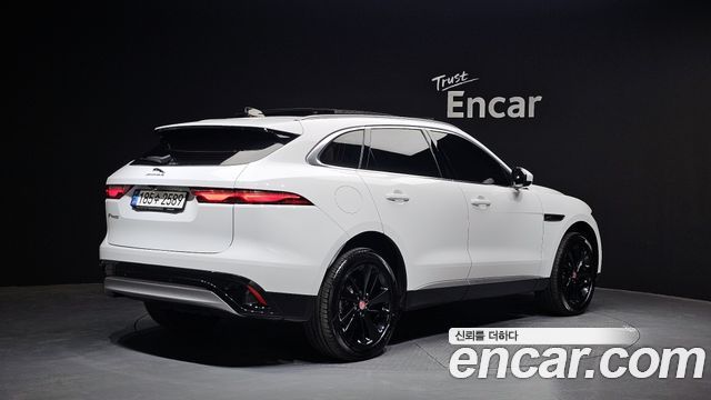 Jaguar F-PACE D200 SE - фото 1