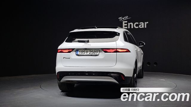 Jaguar F-PACE D200 SE - фото 3