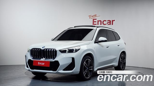 BMW iX1 U11 xDrive 30 M Sport - фото 0