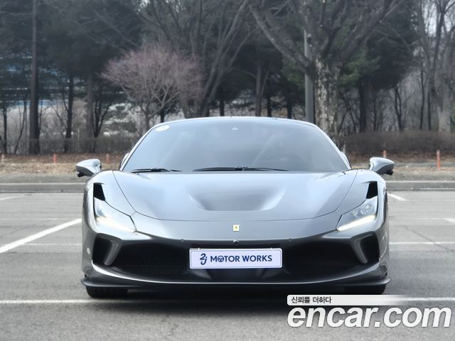 Ferrari F8 3.9 V8 - фото 2