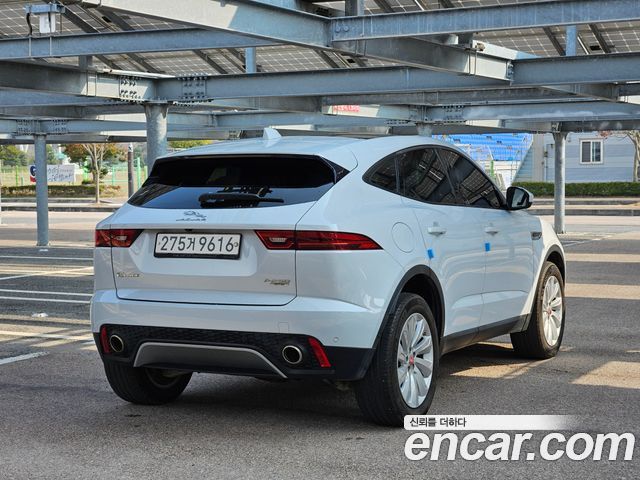 Jaguar E-PACE P250 S - фото 4