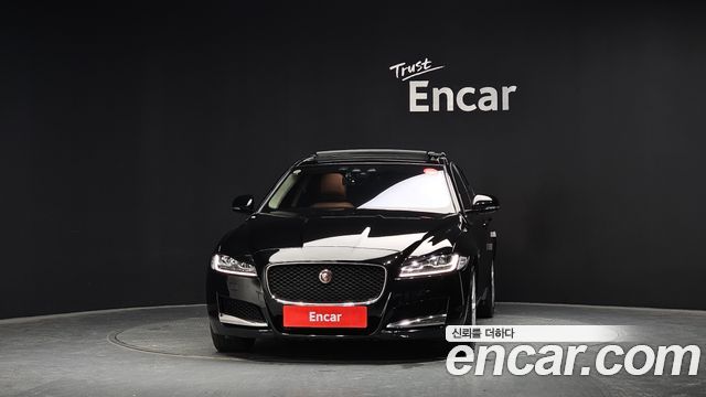 Jaguar XF X260 20d Portfolio AWD - фото 2