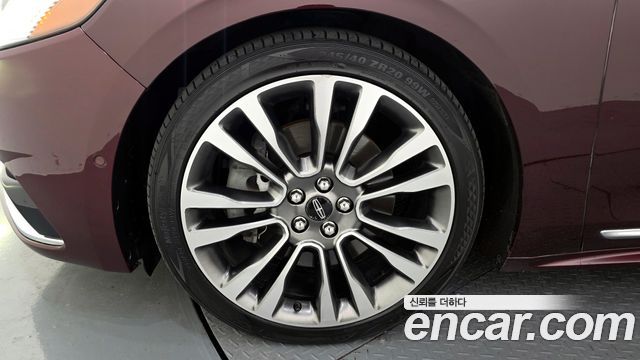 Lincoln Continental 10-го поколения 3.0 AWD - фото 4