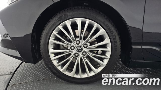 Toyota Avalon 5-го поколения 2.5 Hybrid - фото 3