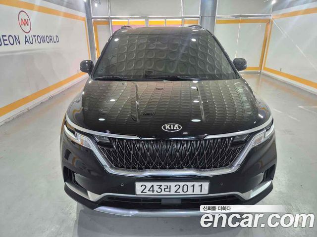 Kia Carnival 4-го поколения 9-Seater Noblesse - фото 1