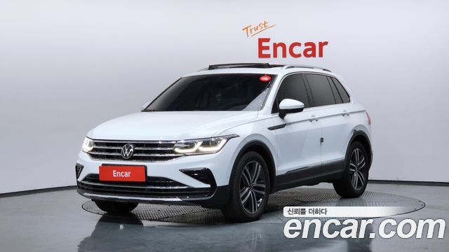 Volkswagen Tiguan 2-го поколения 2.0 TDI Prestige - фото 0