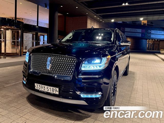 Lincoln Navigator 4-го поколения 3.5L Black Label - фото 0