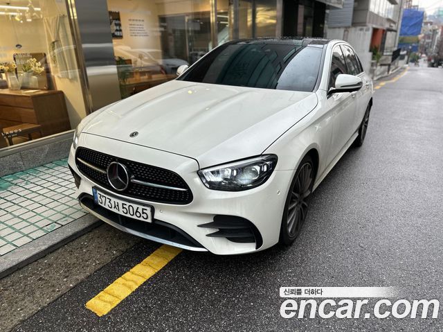 Mercedes-Benz E-Class W213 E350 4MATIC AMG Line - фото 1