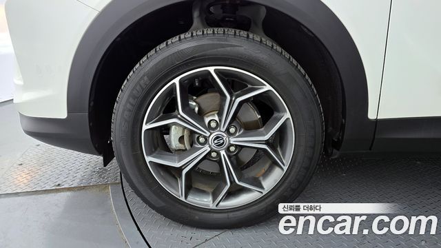 SsangYong Korando Gasoline 1.5 2WD C5 Plus - фото 4