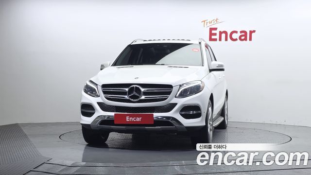 Mercedes-Benz GLE-Class W166 GLE350 d 4MATIC - фото 2
