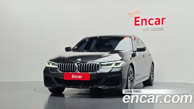 BMW 5-Series G30 523d xDrive M Sport - фото 2
