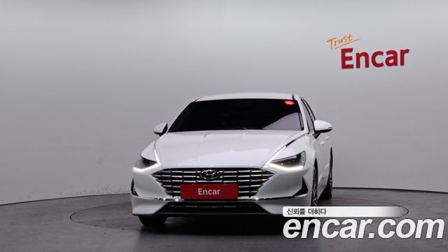 Hyundai Sonata DN8, гибрид Premium Family - фото 2