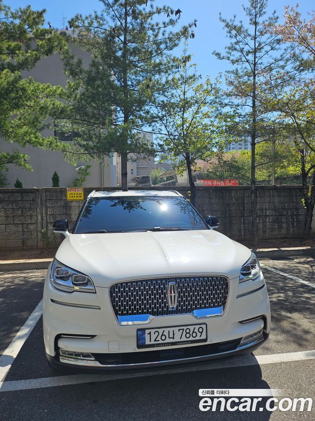 Lincoln Aviator 2-го поколения 3.0 Reserve AWD - фото 2