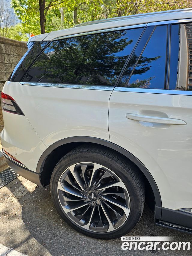 Lincoln Aviator 2-го поколения 3.0 Reserve AWD - фото 4