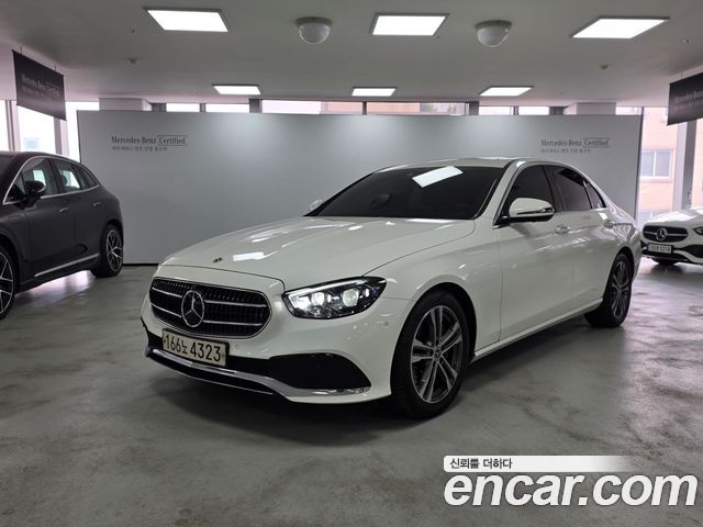 Mercedes-Benz E-Class W213 E350 4MATIC Avantgarde - фото 0