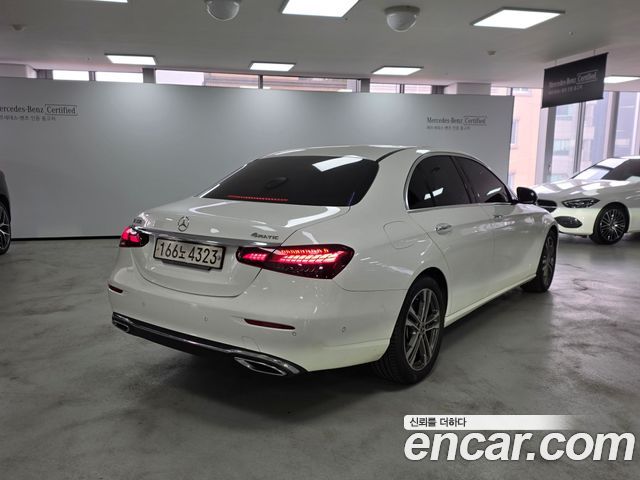 Mercedes-Benz E-Class W213 E350 4MATIC Avantgarde - фото 1