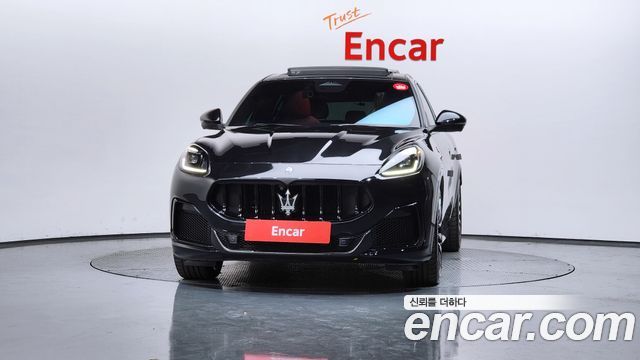 Maserati Grecale 3.0 AWD Trofeo - фото 2