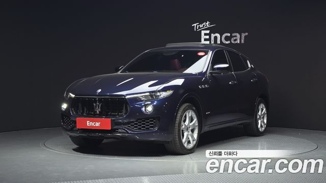 Maserati Levante 3.0 AWD GranSport - фото 0