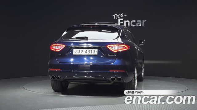 Maserati Levante 3.0 AWD GranSport - фото 3