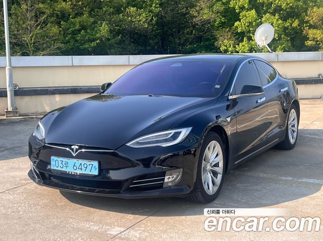 Tesla Model S Long Range - фото 0