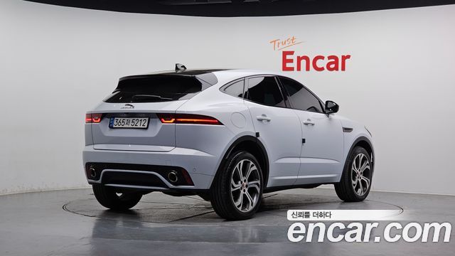 Jaguar E-PACE P250 First Edition - фото 1