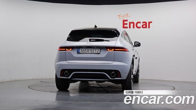 Jaguar E-PACE P250 First Edition - фото 3
