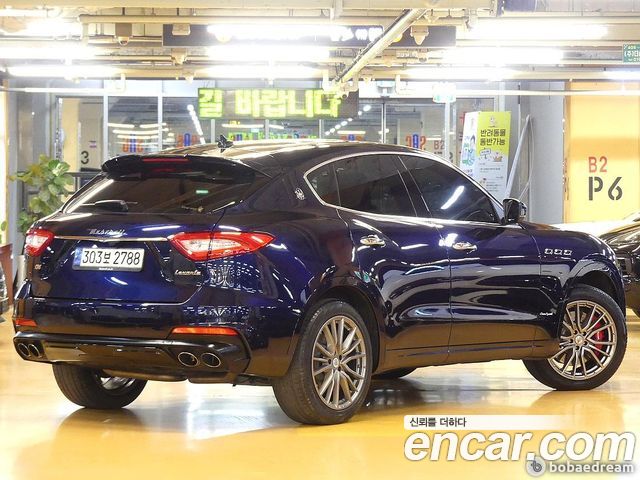 Maserati Levante 3.0 AWD GranSport - фото 3