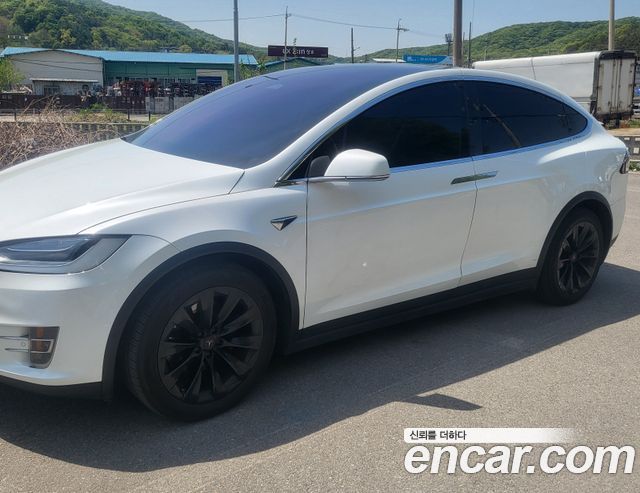 Tesla Model X 100D - фото 4