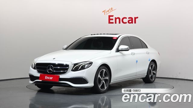 Mercedes-Benz E-Class W213 E250 Avantgarde - фото 0