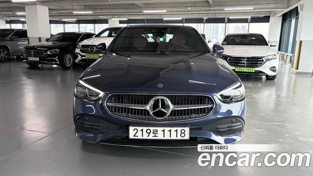 Mercedes-Benz C-Class W206 C200 Avantgarde - фото 2