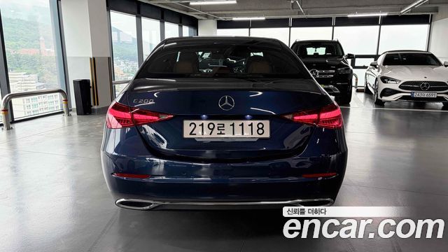 Mercedes-Benz C-Class W206 C200 Avantgarde - фото 3