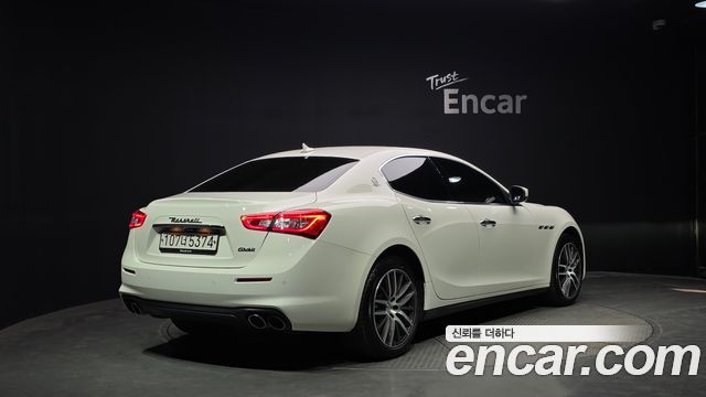 Maserati Ghibli 3.0 3rd - фото 1