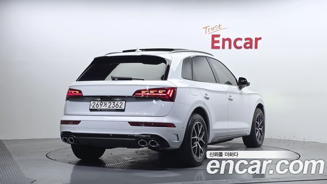 Audi SQ5 FY 3.0 TFSI Quattro - фото 1