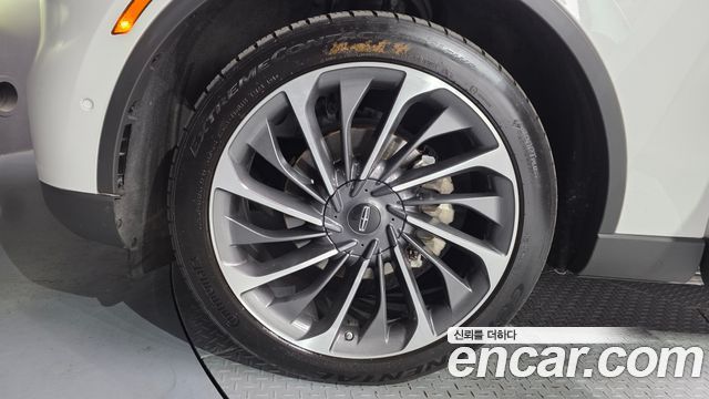 Lincoln Aviator 2-го поколения 3.0 Reserve AWD - фото 4
