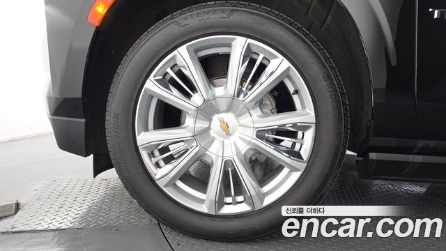 Chevrolet (GM Daewoo) Tahoe 6.2 High Country 4WD - фото 4
