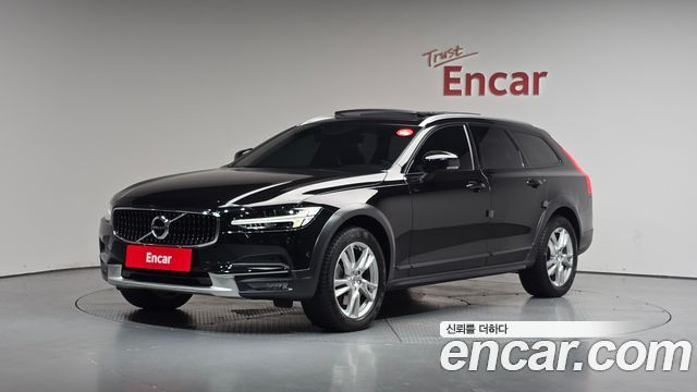 Volvo V90 T5 AWD - фото 0
