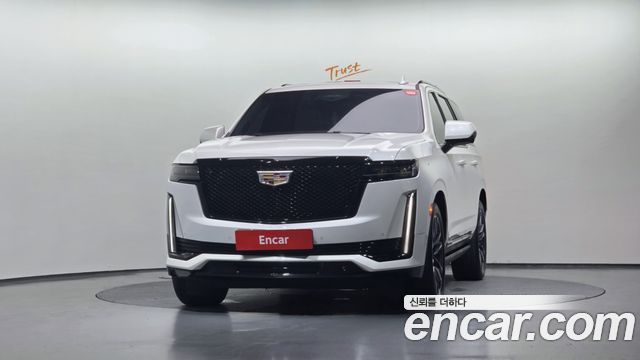 Cadillac Escalade 5-го поколения 6.2 Sports Platinum - фото 2