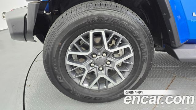 Jeep Wrangler JL 2.0 Overland 4Door 4xe - фото 4