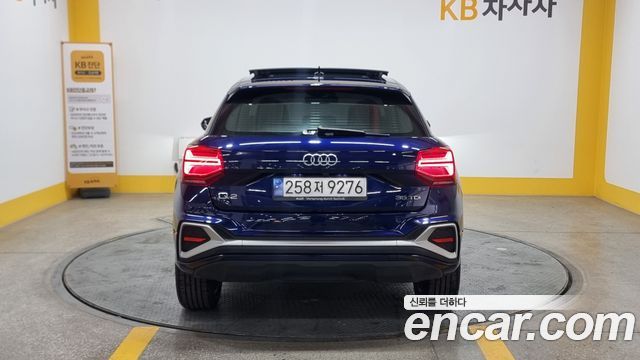 Audi Q2 35 TDI Premium - фото 3