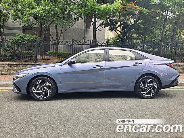 Hyundai Avante Новый CN7 1.6 Inspiration - фото 1